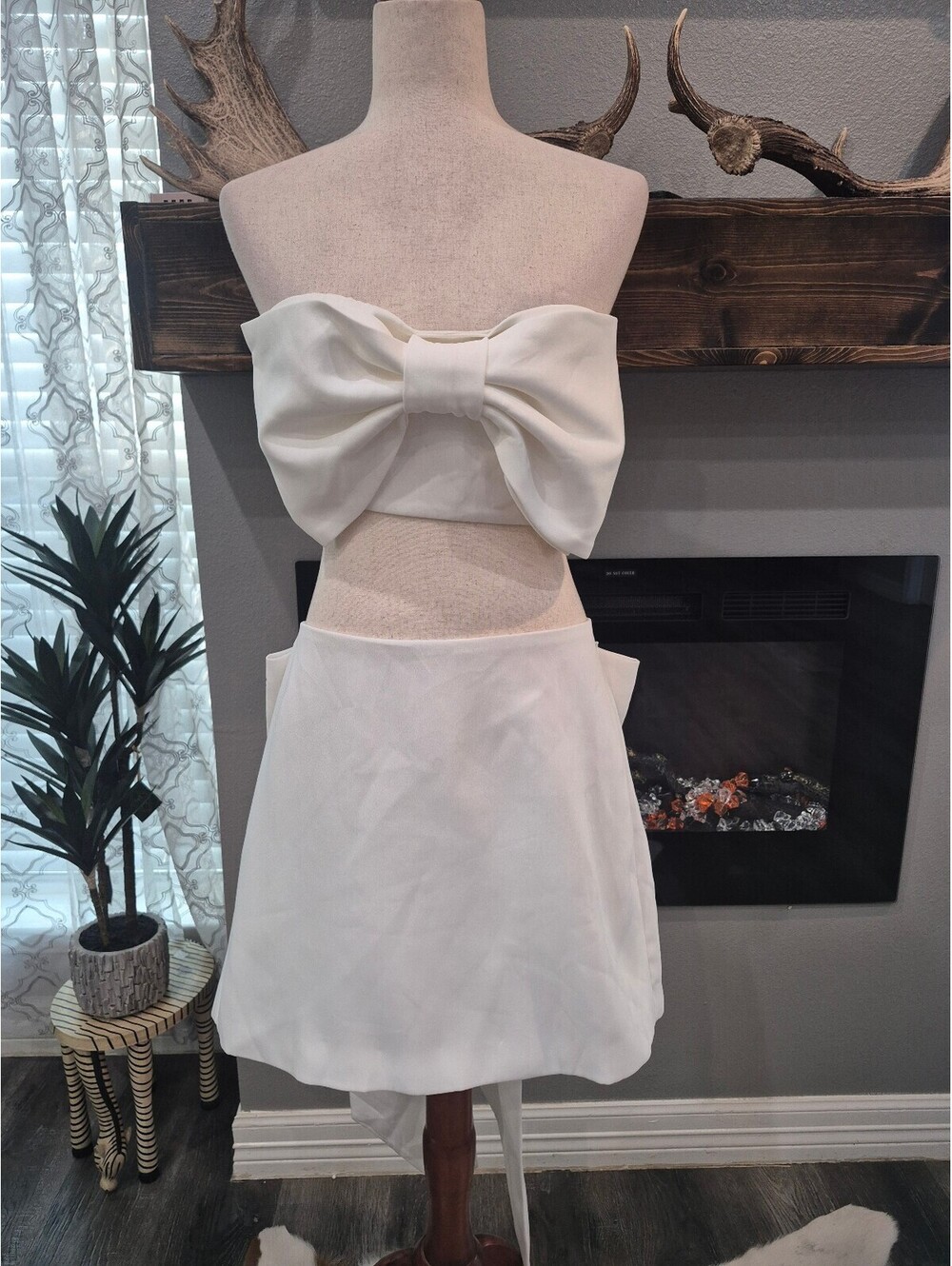 New Meshki Skirt Set Size L, XL - Picture 2 of 3